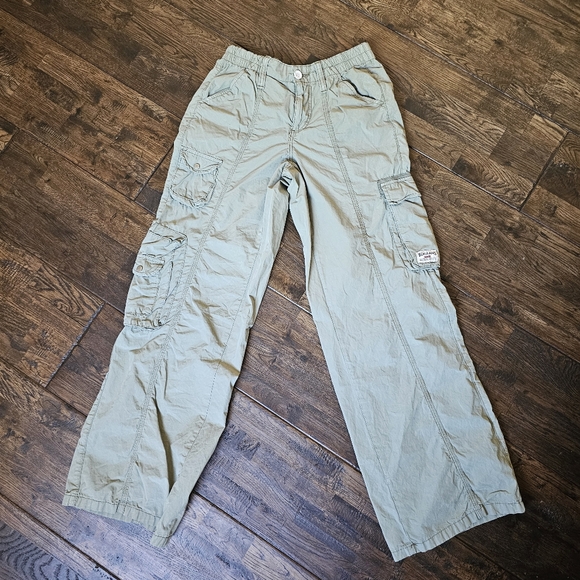 BDG URBAN OUTFITTERS WOMENS LOW RISE BAGGY CARGO PANTS SIZE XS - Picture 2 of 7